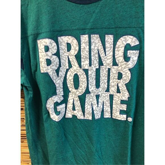 Well Worn Bring Your Game T-Shirt Size Large (L) - Picture 3 of 4